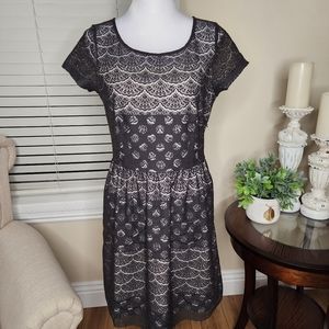 NWOT Maison Jules lace dress with polka dot liner, size medium